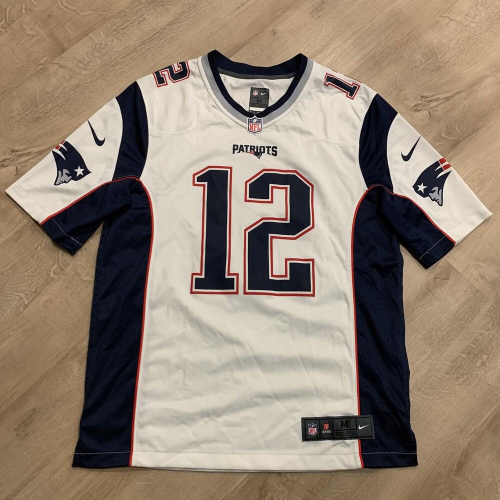 Nike NFL New England Patriots Tom Brady #12 Jersey Men's Medium M White Football